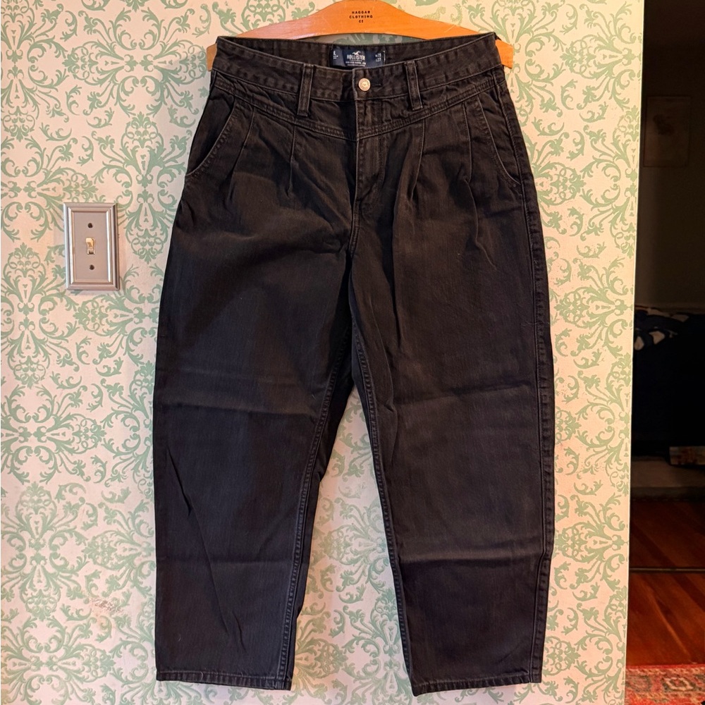 Hollister High Rise Barrel Jean, 9L